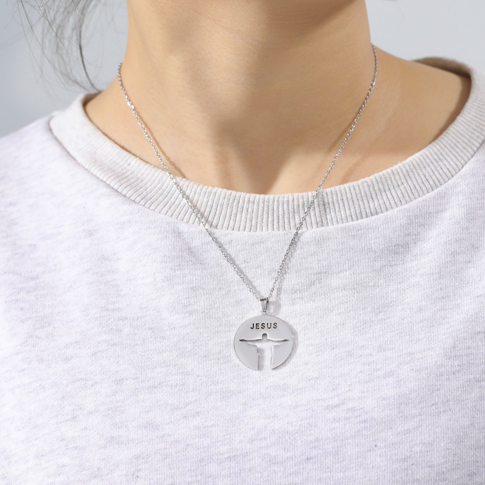 Feminose™ Jesus-Kette