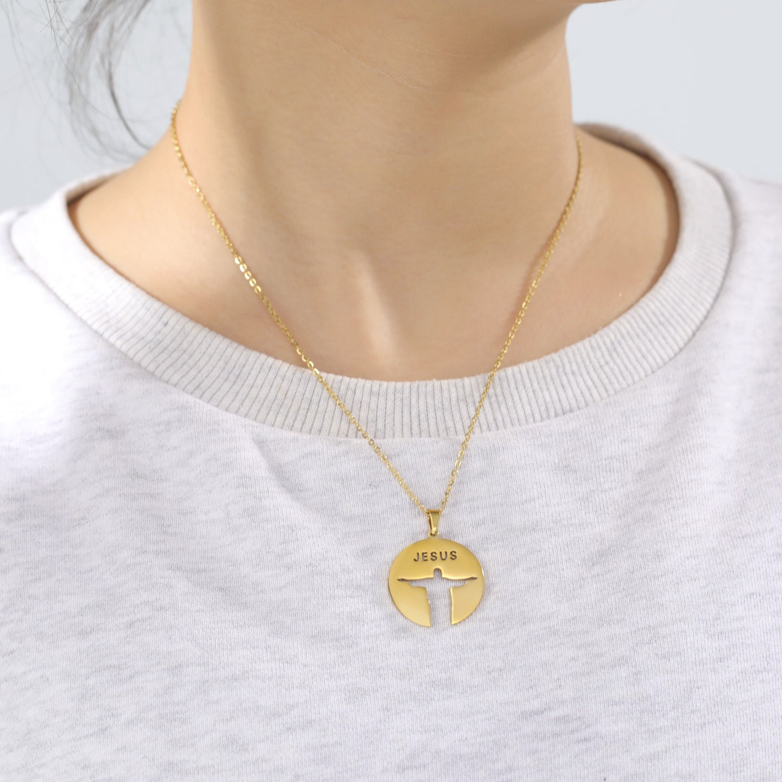 Feminose™ Jesus-Kette